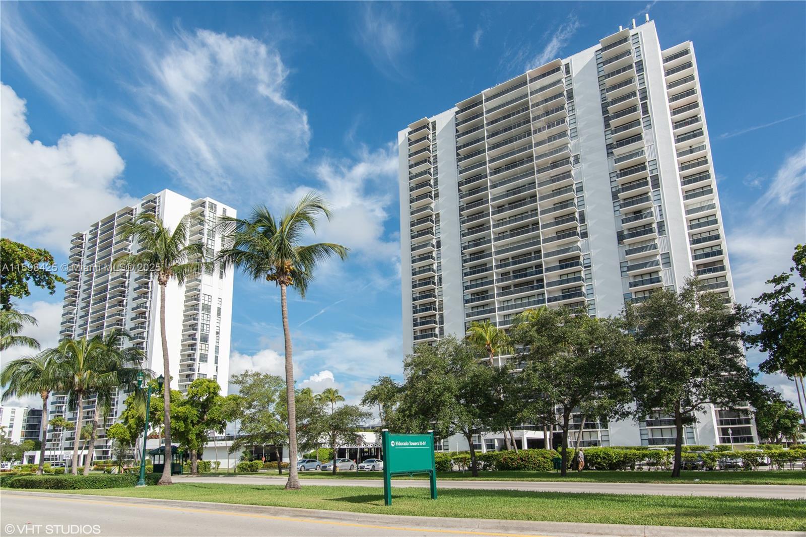 Rental Property at 3675 N Country Club Dr 2502, Aventura, Miami-Dade County, Florida - Bedrooms: 2 
Bathrooms: 2  - $2,250 MO.