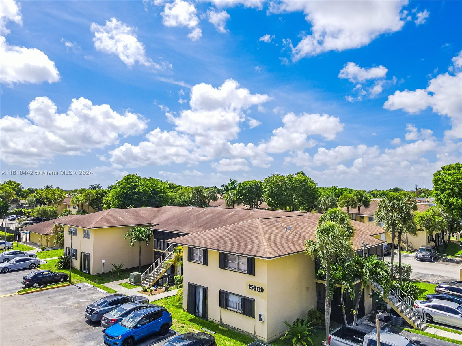 LAKESIDE XI CONDO PH III - Residential