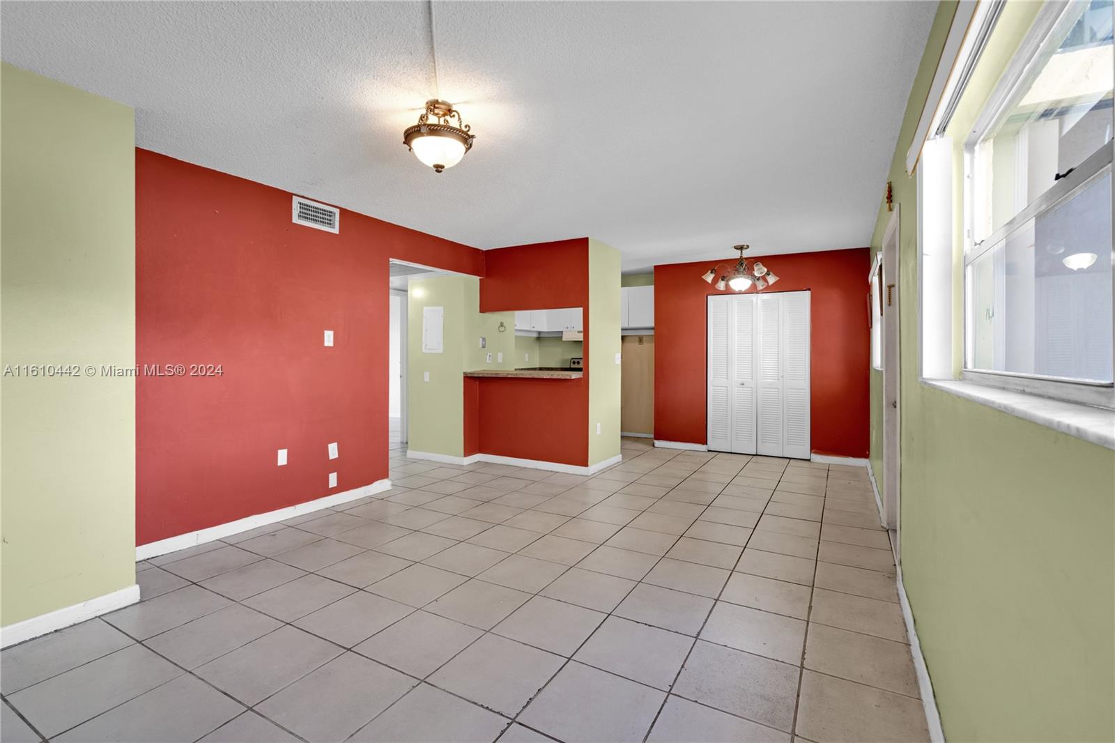 LAKESIDE XI CONDO PH III - Residential
