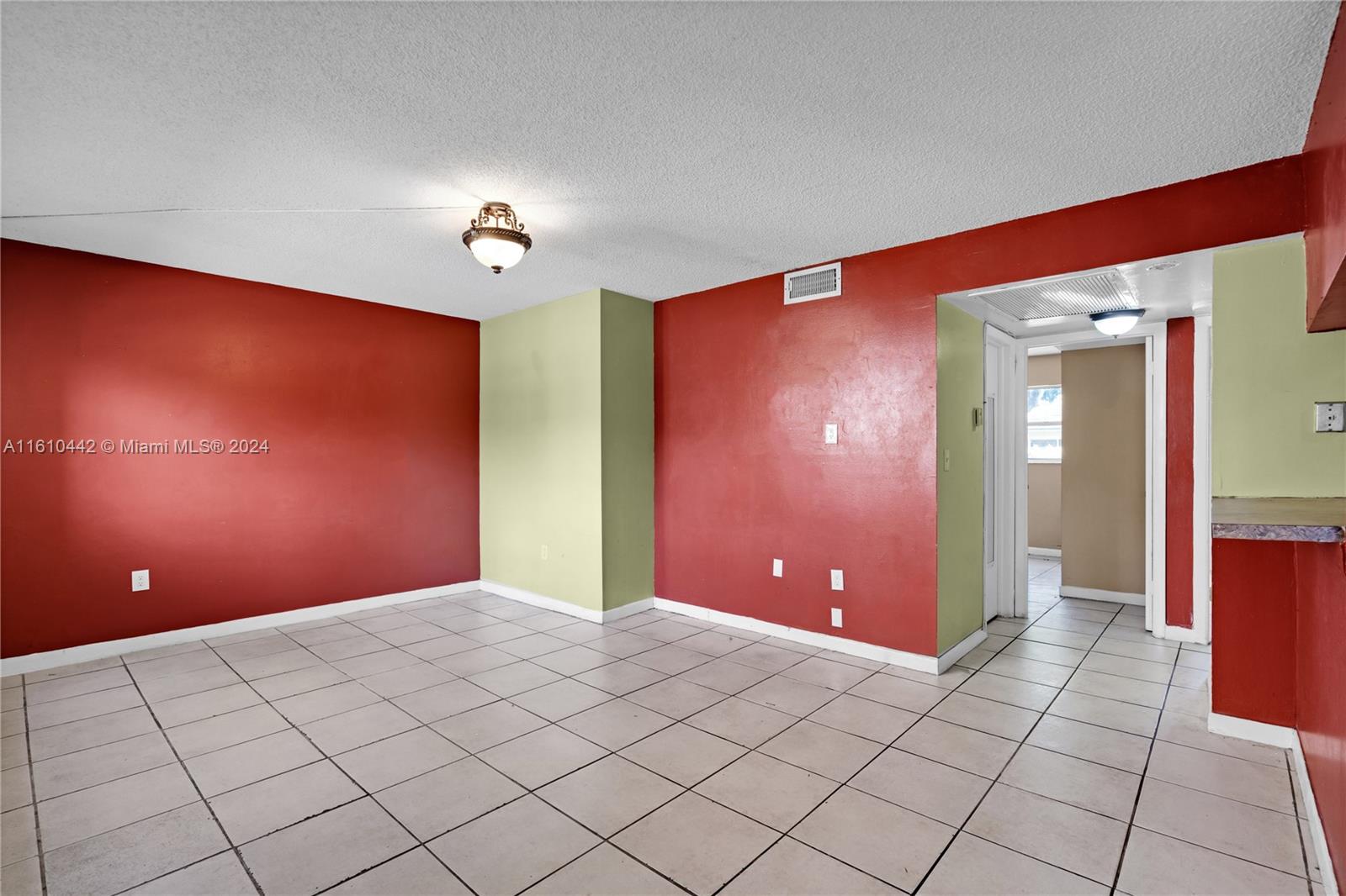 LAKESIDE XI CONDO PH III - Residential
