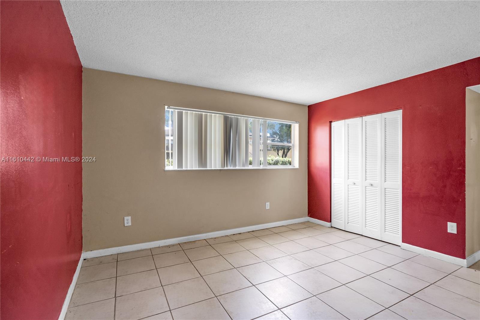 LAKESIDE XI CONDO PH III - Residential