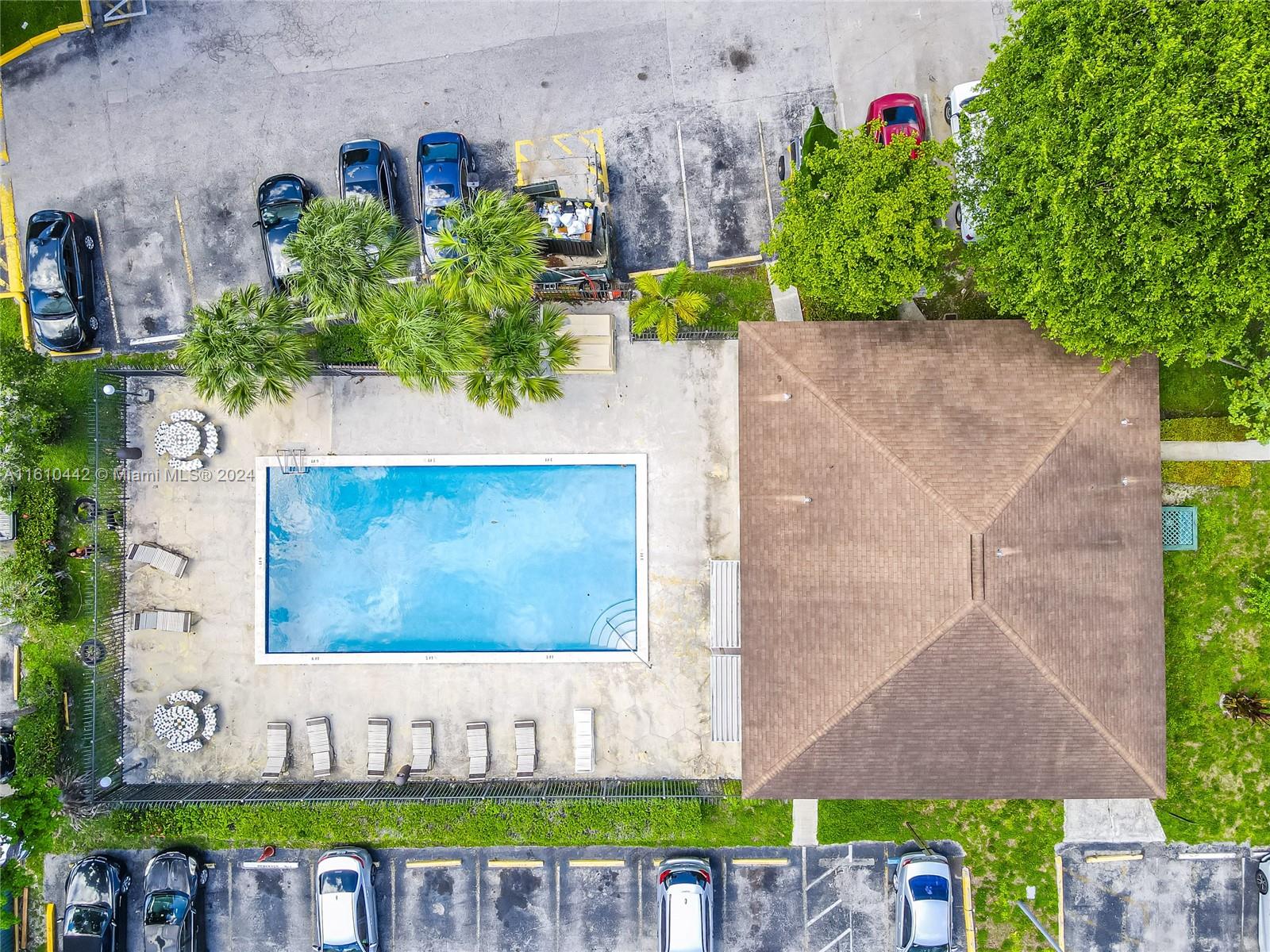 LAKESIDE XI CONDO PH III - Residential