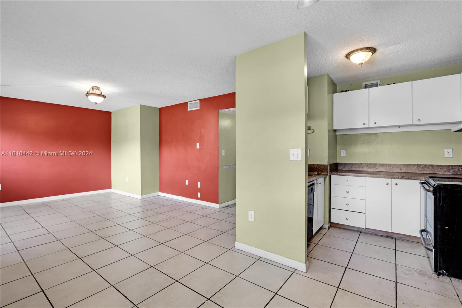 LAKESIDE XI CONDO PH III - Residential