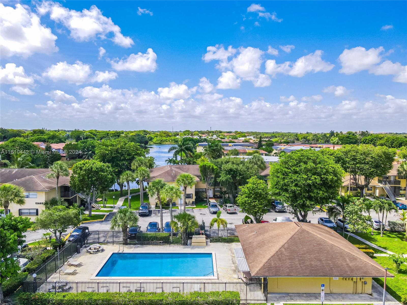 LAKESIDE XI CONDO PH III - Residential