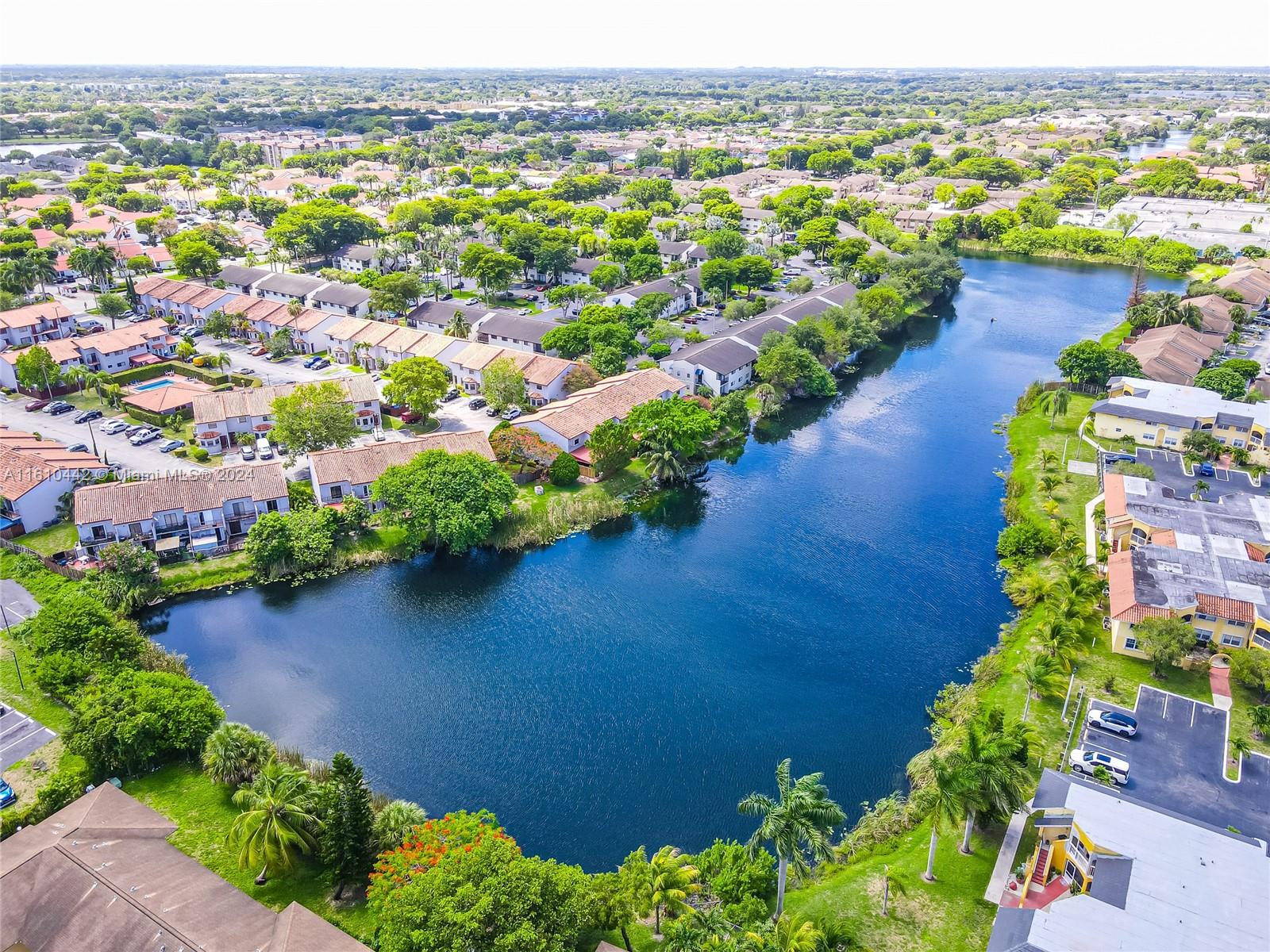 LAKESIDE XI CONDO PH III - Residential