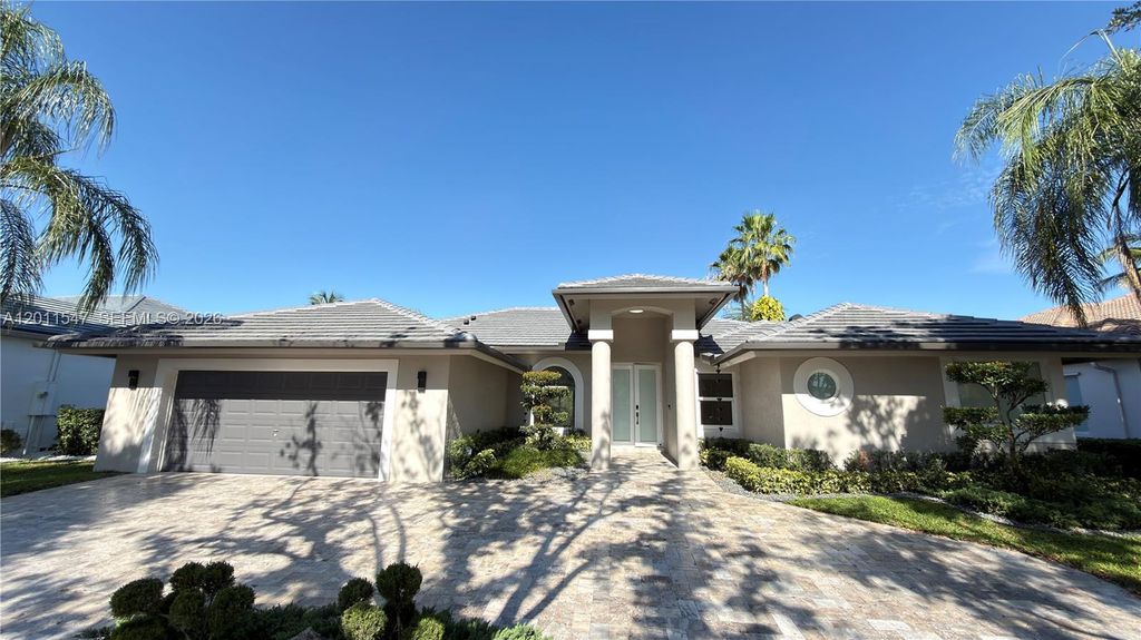 Photo of 3767 Oak Ridge Cir #3767, Weston, FL 33331 (MLS # A12011547)