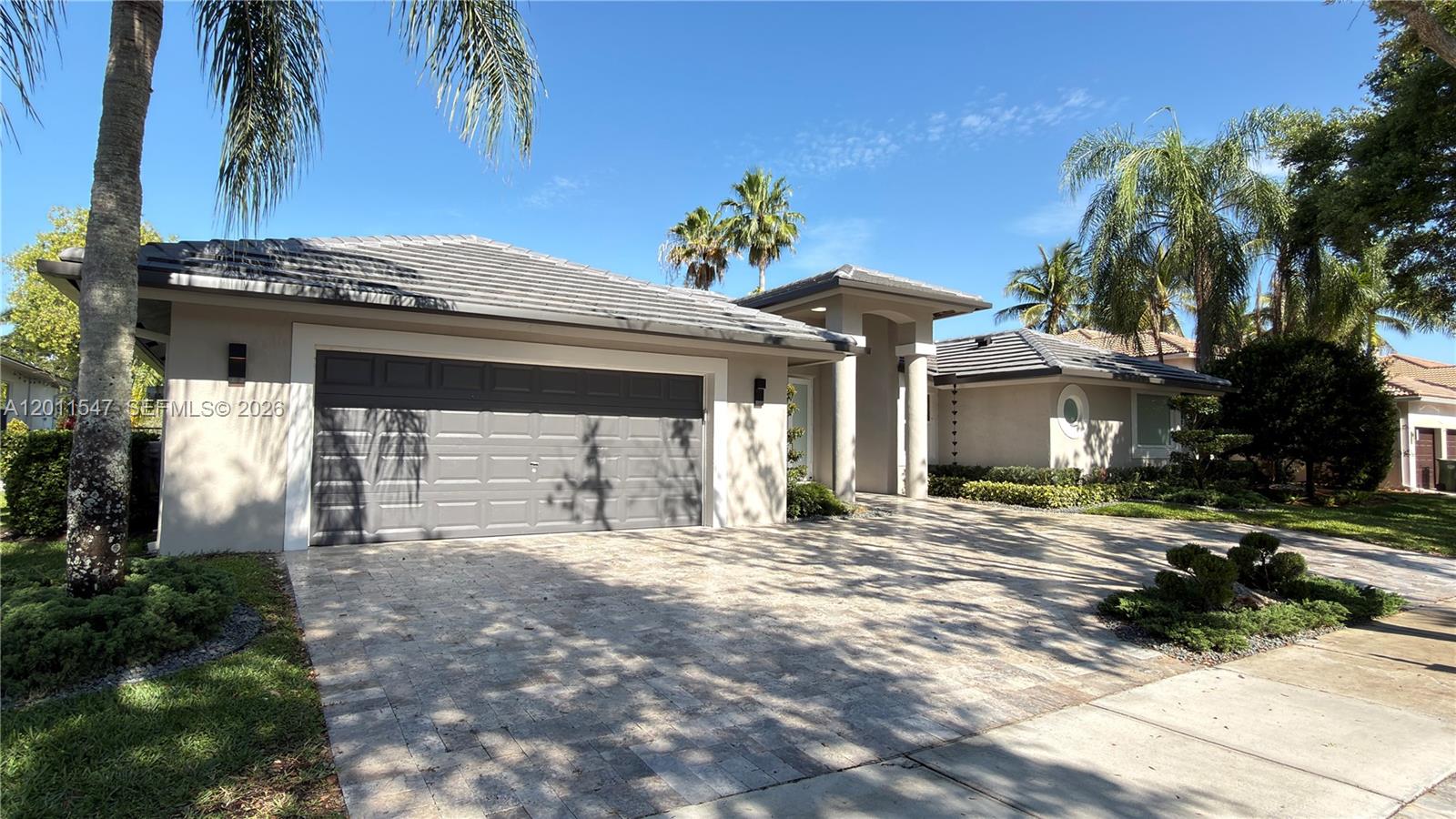 3767 Oak Ridge Cir 3767