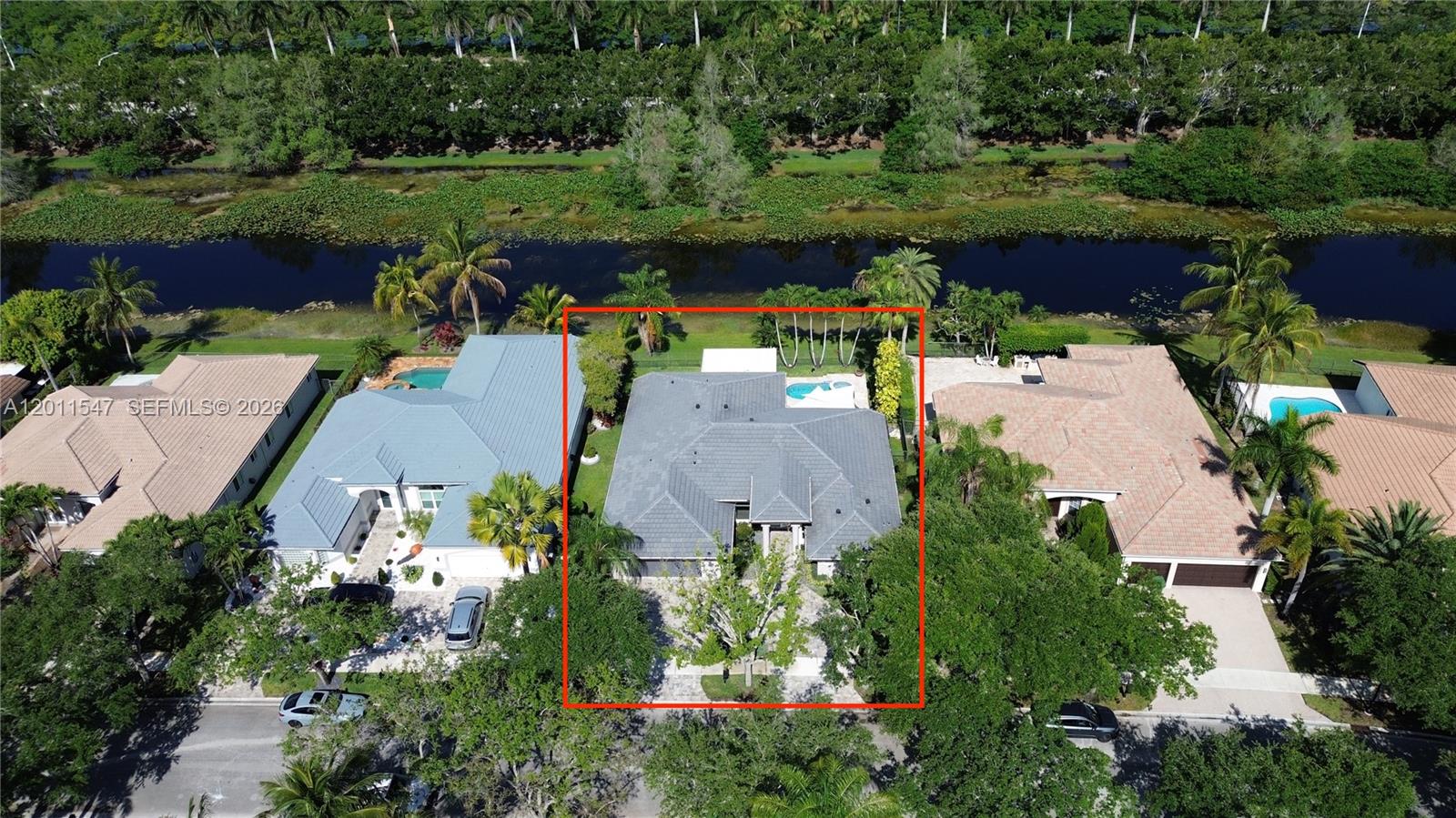 3767 Oak Ridge Cir 3767