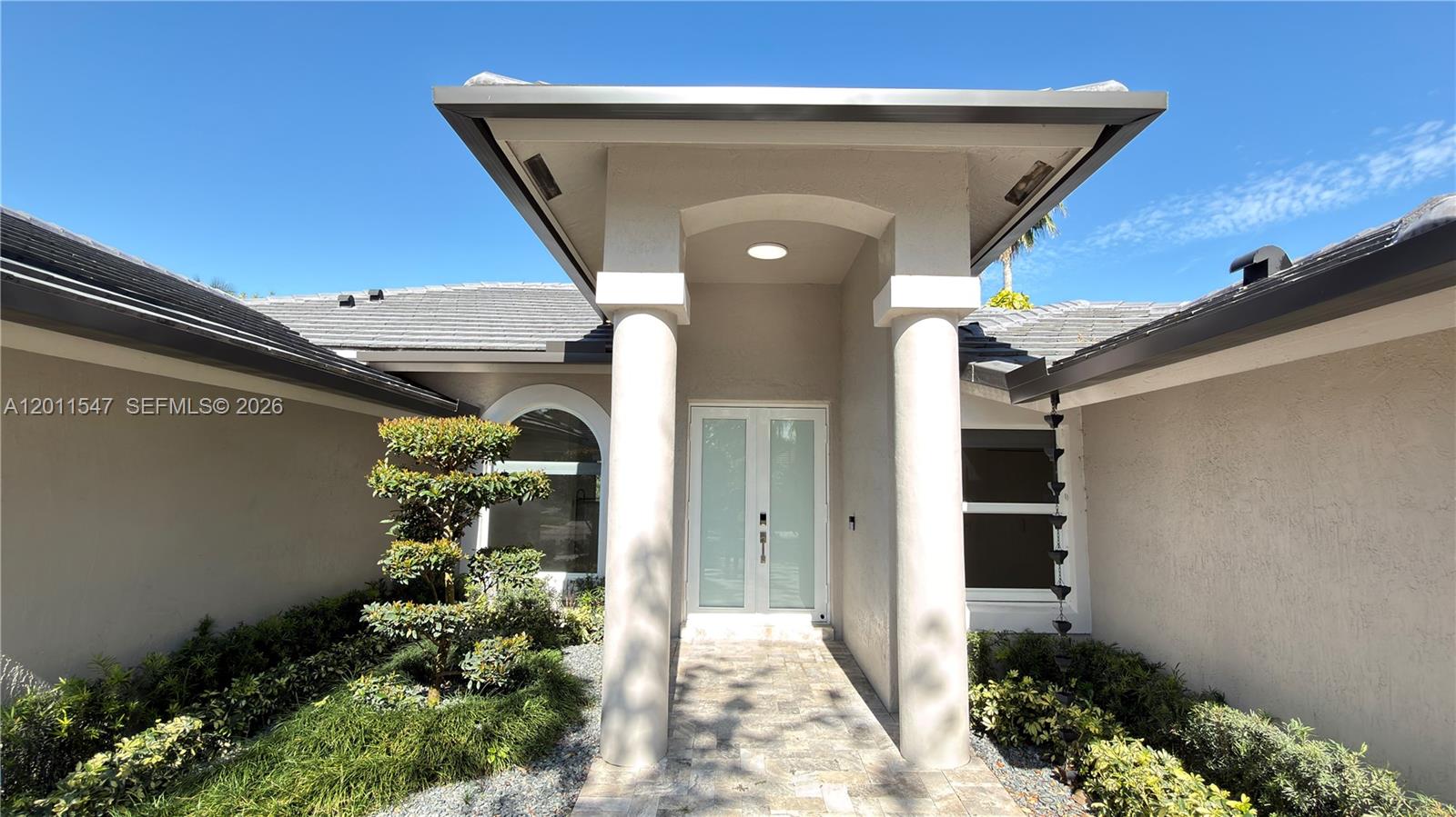 3767 Oak Ridge Cir 3767