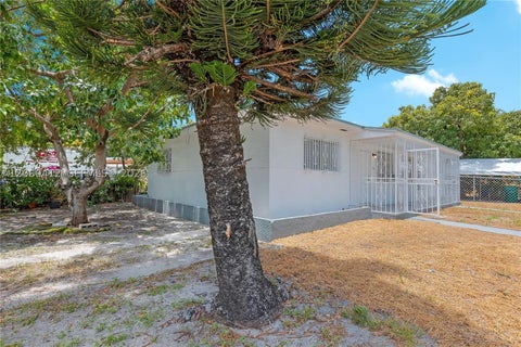 Photo of 5800 NE 3rd Ave, Miami, FL 33137 (MLS # A12060412)