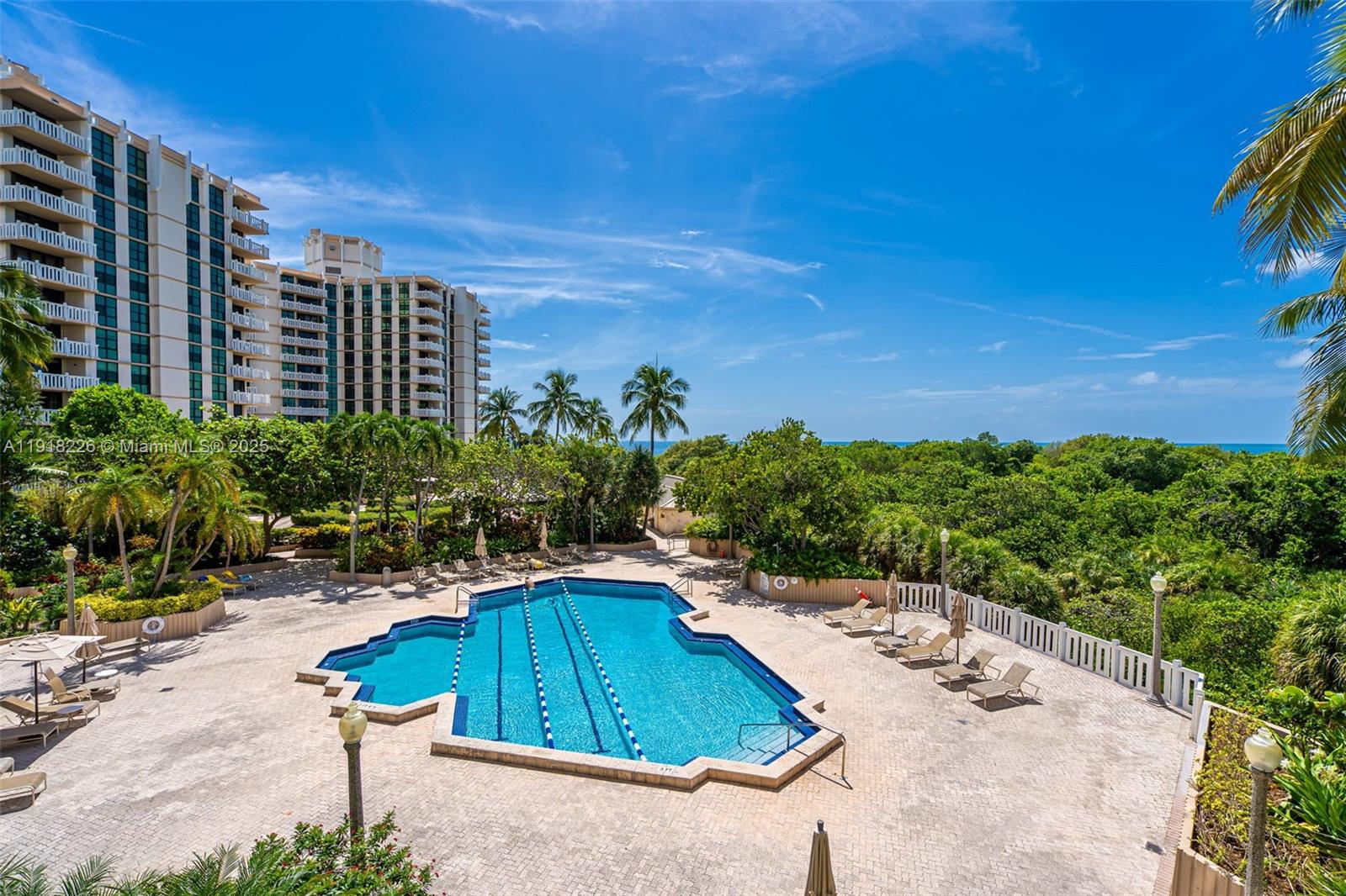 TOWERS OF KEY BISCAYNE CO - Residential Lease