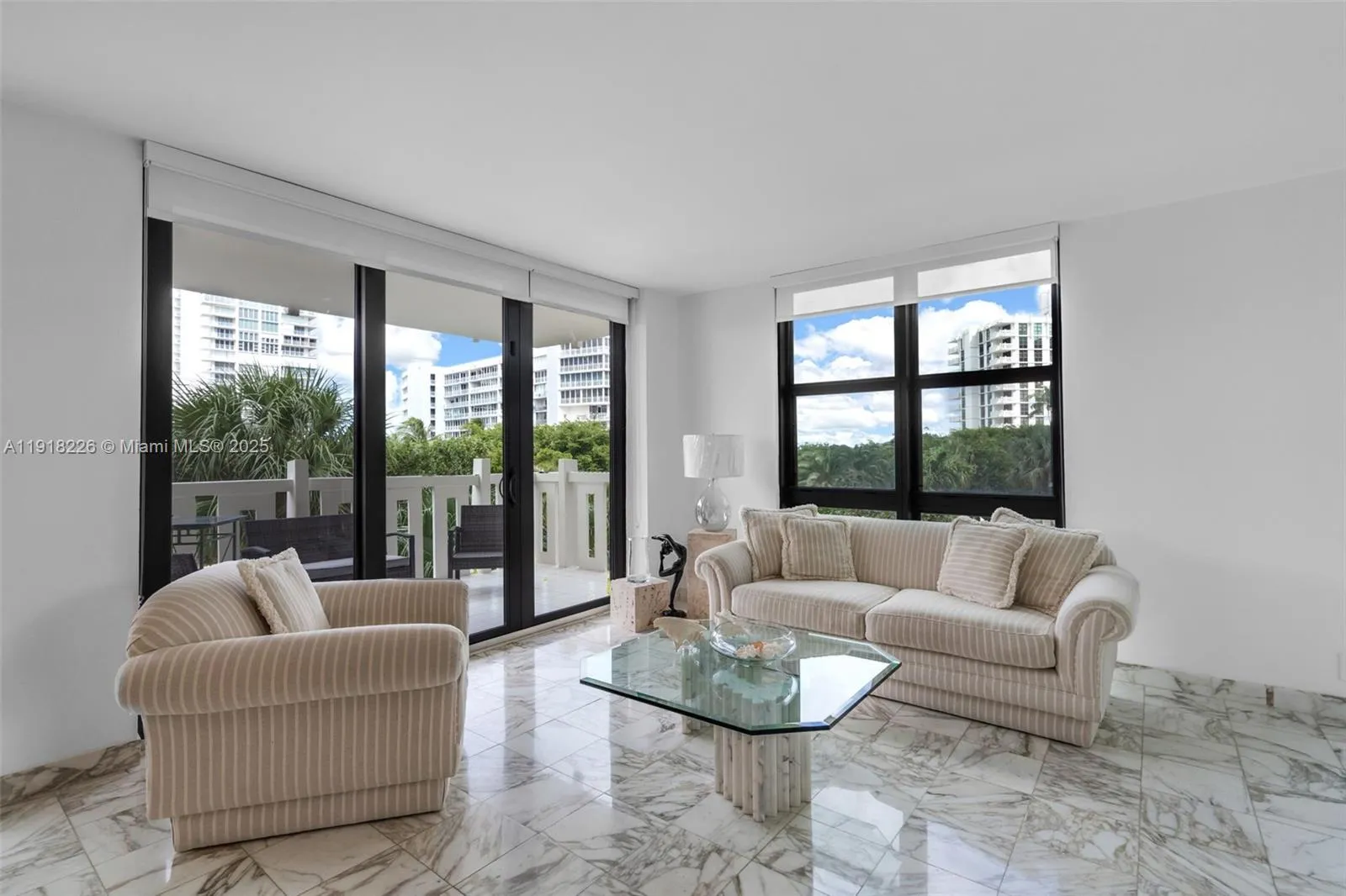 Key Biscayne, Florida 33149, United States, 2 Bedrooms Bedrooms, ,2 BathroomsBathrooms,Residential,Active,247692