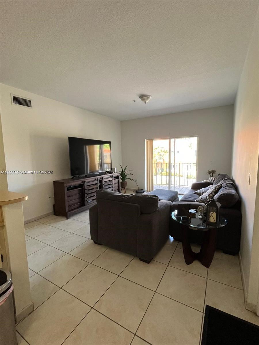 7270 NW 114th Ave 203-9