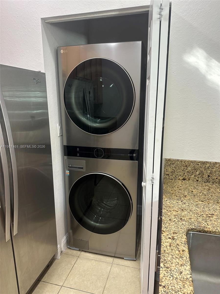 MEADOW PINES - Residential