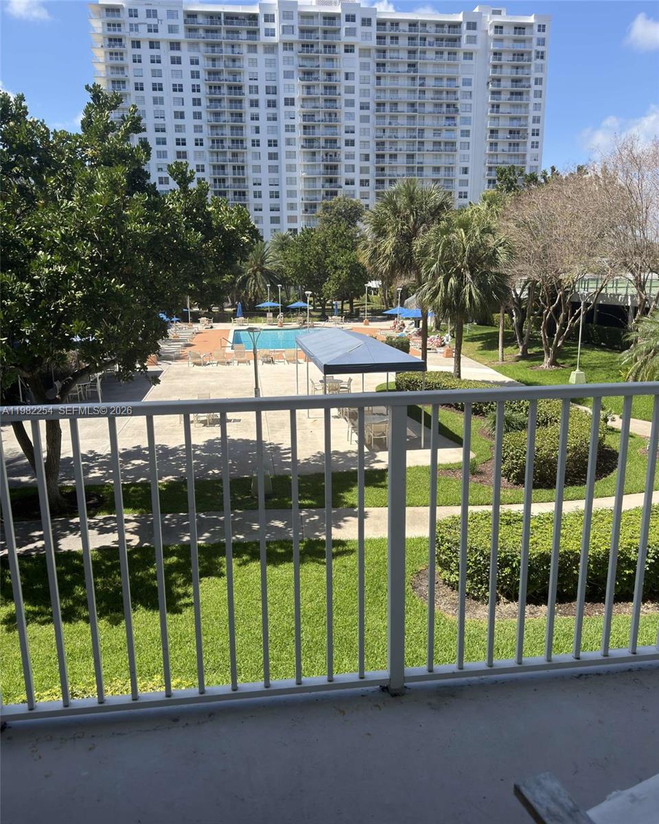 ADMIRALS PORT CONDO WEST - Residential Lease
