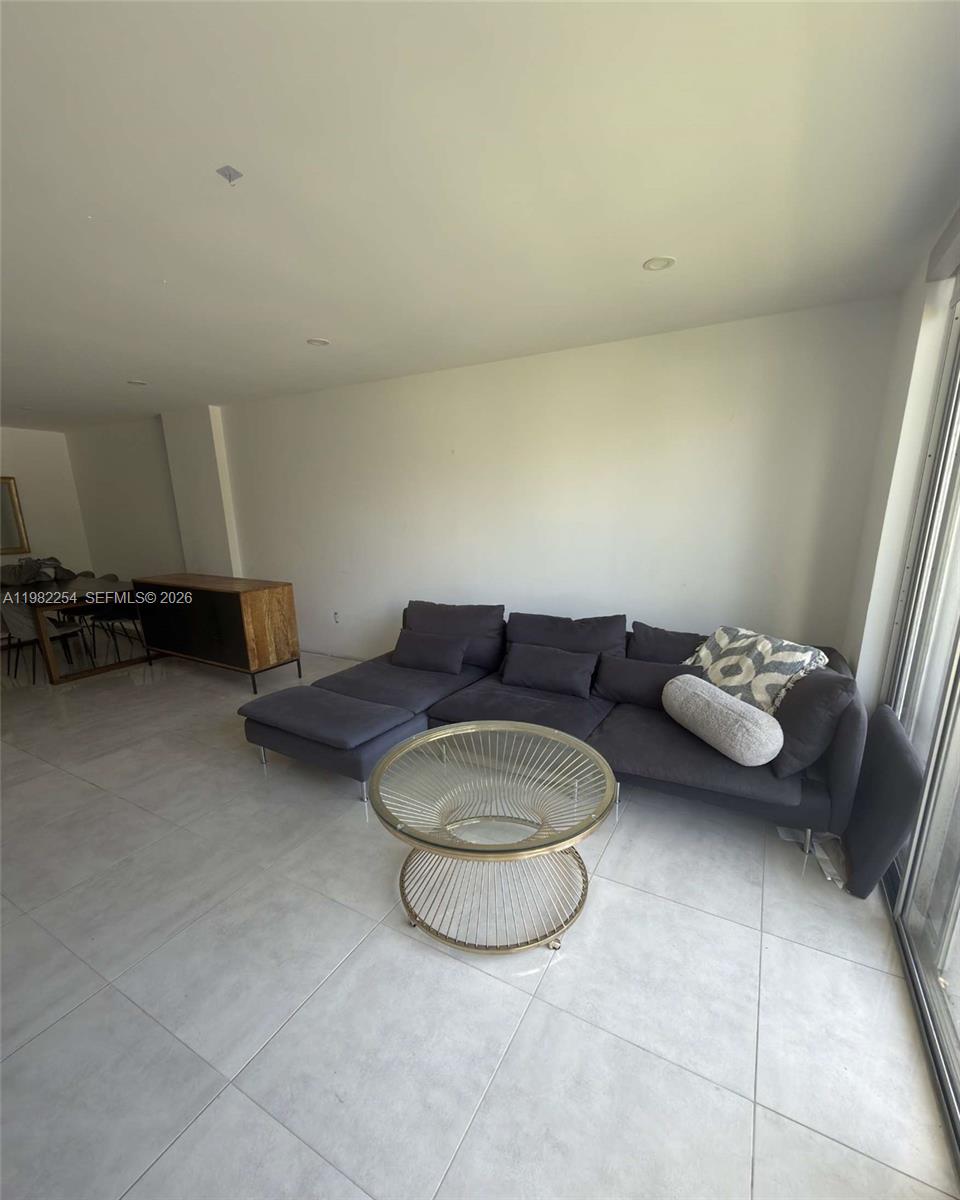 ADMIRALS PORT CONDO WEST - Residential Lease