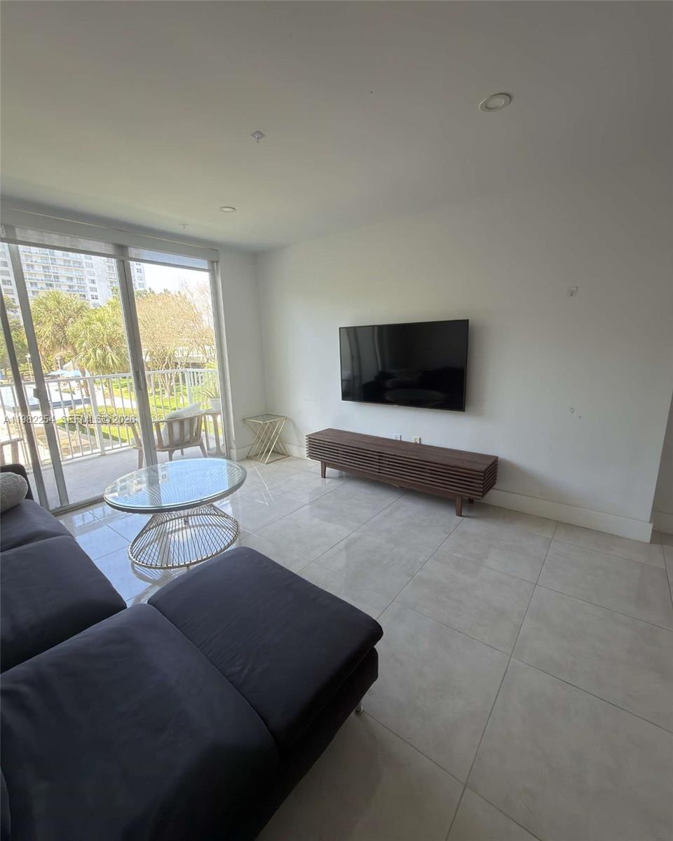 ADMIRALS PORT CONDO WEST - Residential Lease