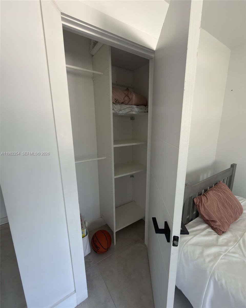 ADMIRALS PORT CONDO WEST - Residential Lease