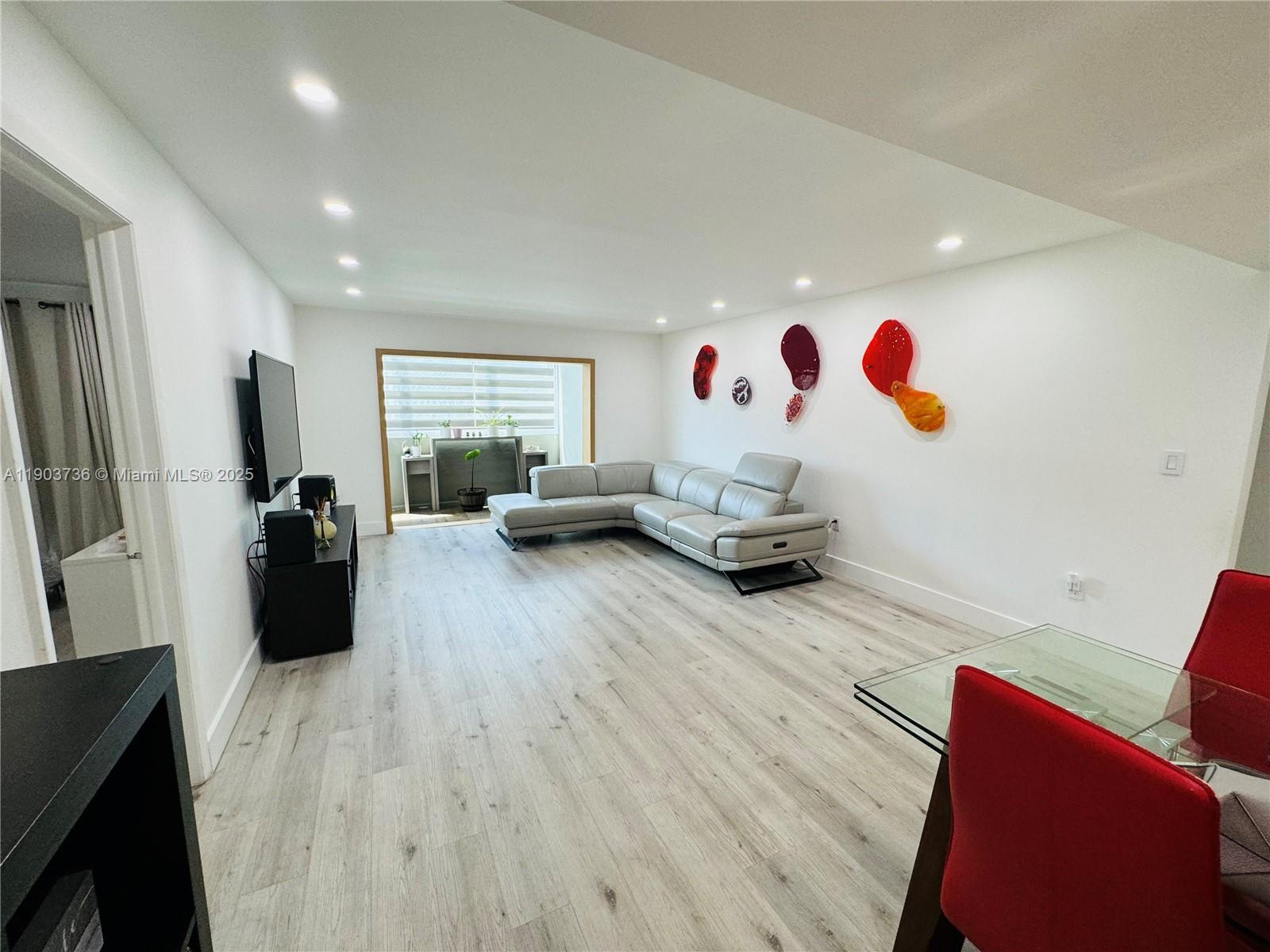 ST ANDREWS COURT CONDO - Residential