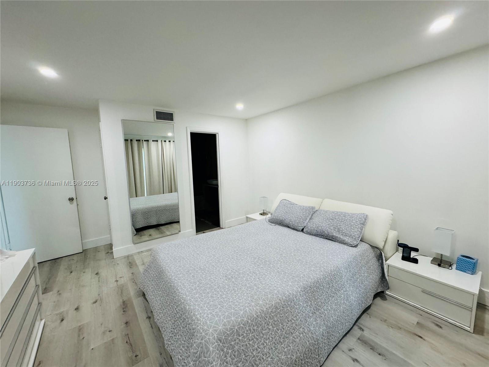 ST ANDREWS COURT CONDO - Residential