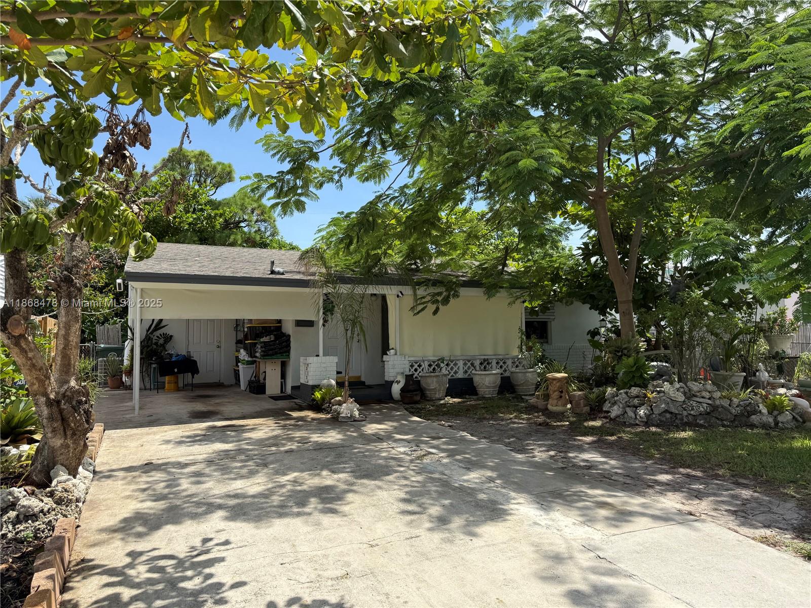 Cutey 2/1 dollhouse. Excellent location. Lush, tropical landscaping. Terrazzo floors. No HOA. Airbnb okay. Purchase this outright or try our amazing "rent-to-own" opportunity. Very easy to qualify: 3 months bank statements, 500+ credit score and 3.5-5% down. After leasing for a year, you own it!