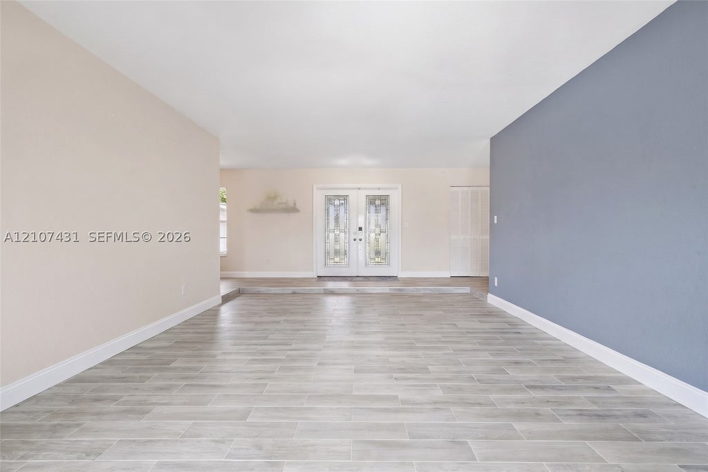Photo of 1631 NW 109th Ter, Pembroke Pines, FL 33026 (MLS # A12107431)