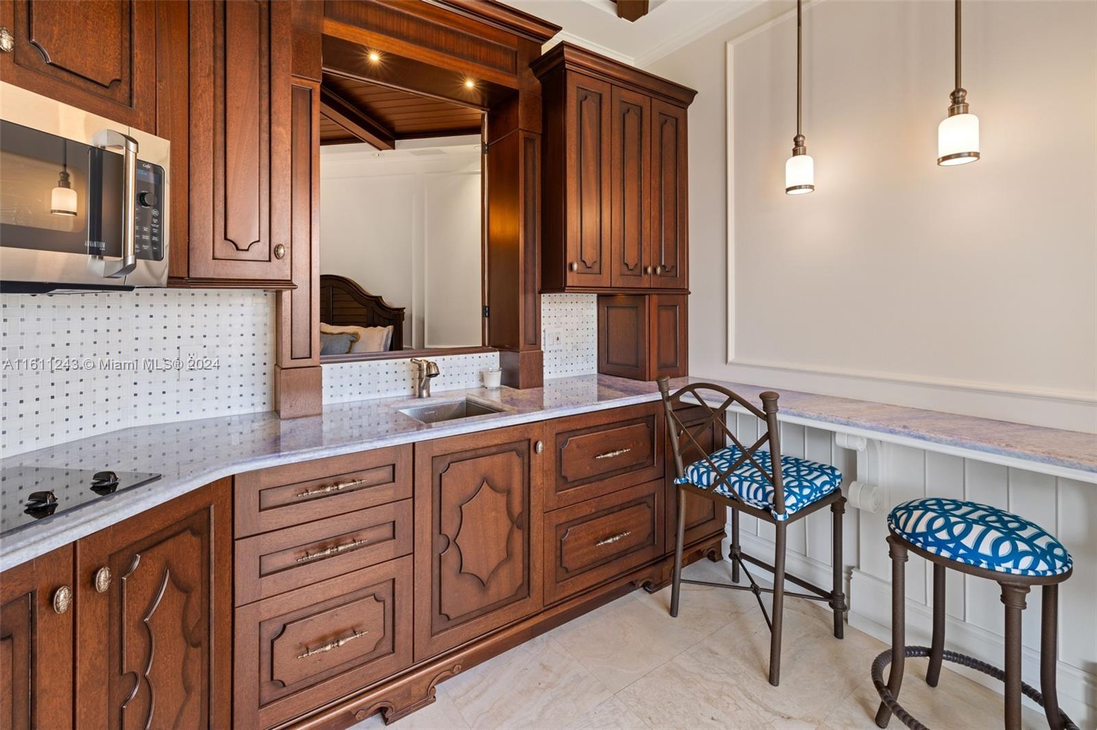 SEASIDE VILLAS CONDO - Residential Lease