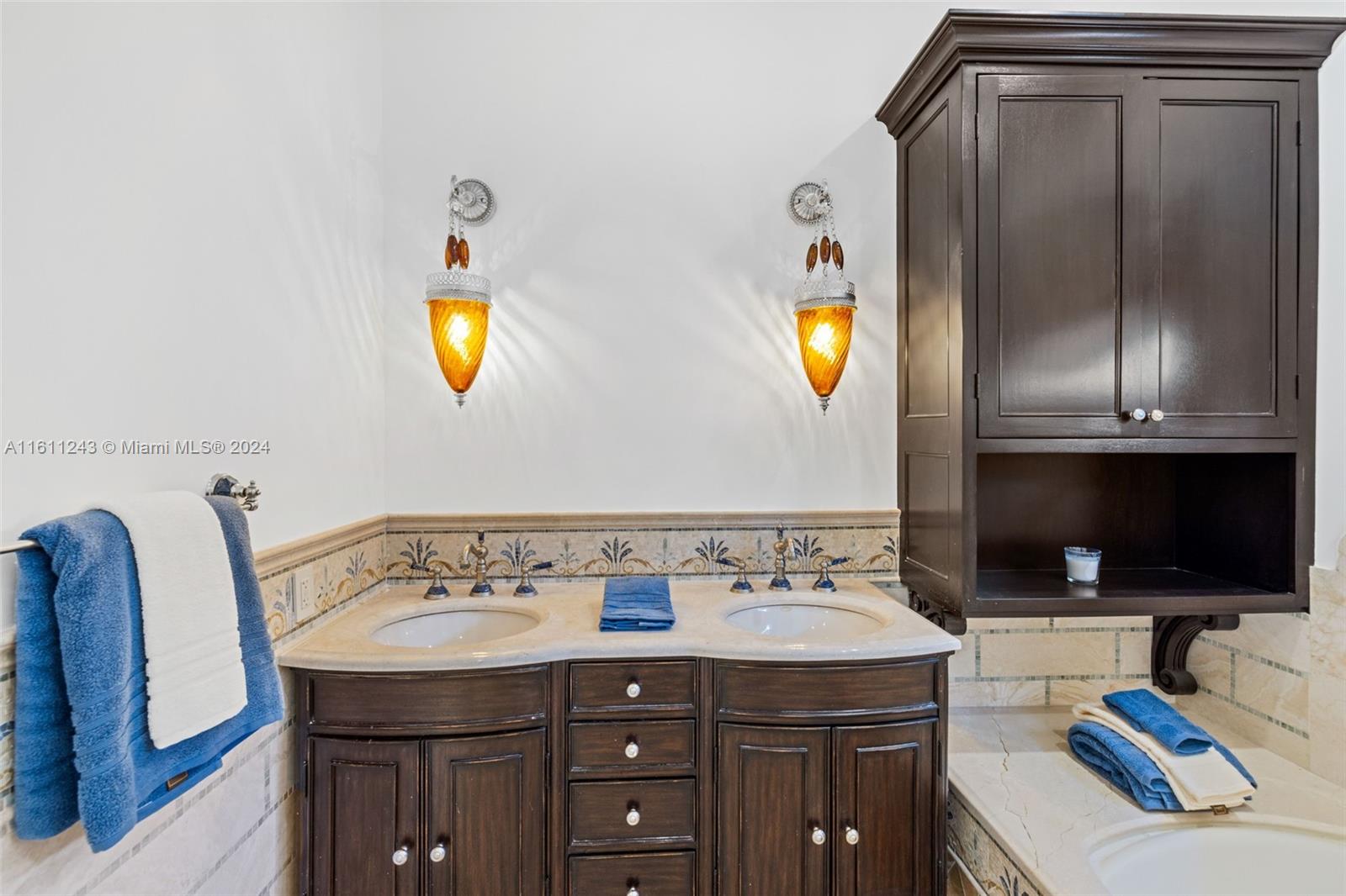 SEASIDE VILLAS CONDO - Residential Lease