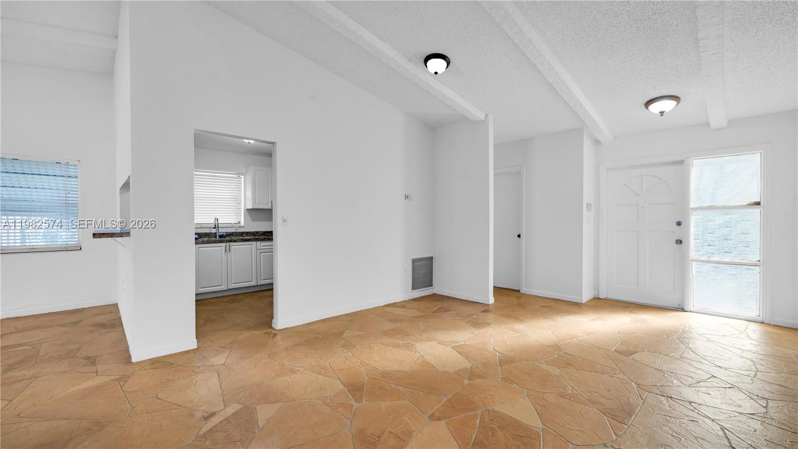 LA PLACIDA VILLAS - Residential Lease