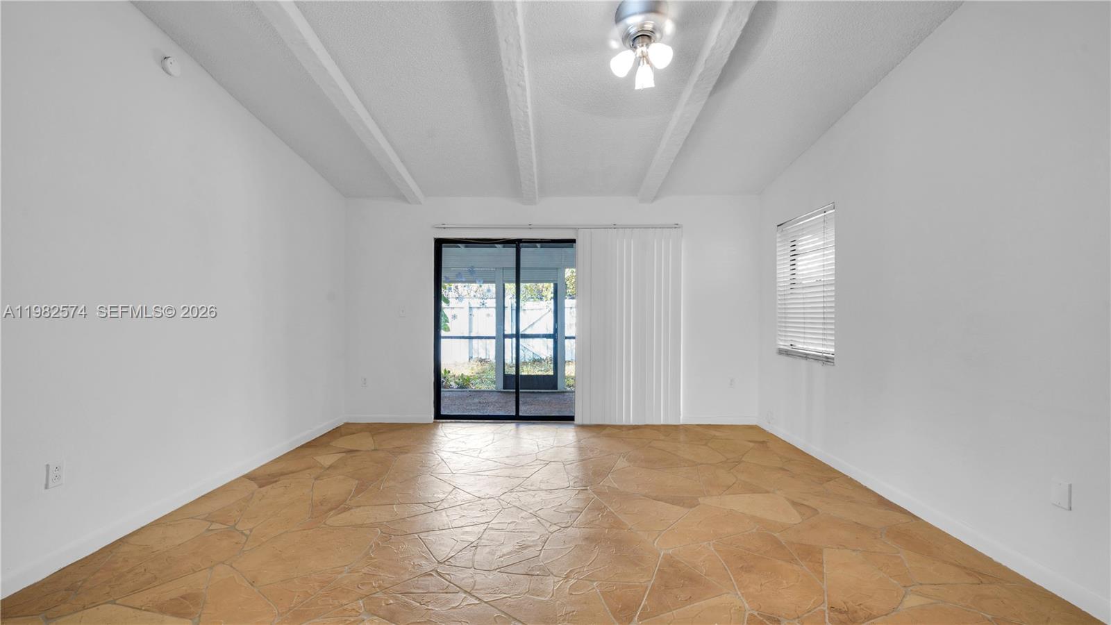 LA PLACIDA VILLAS - Residential Lease