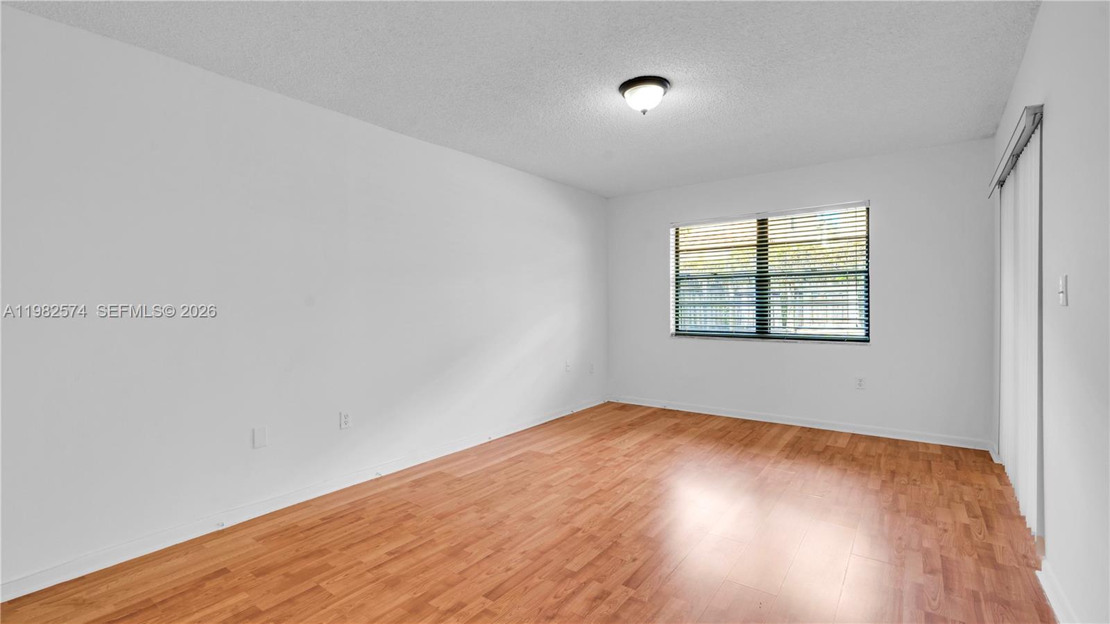 LA PLACIDA VILLAS - Residential Lease