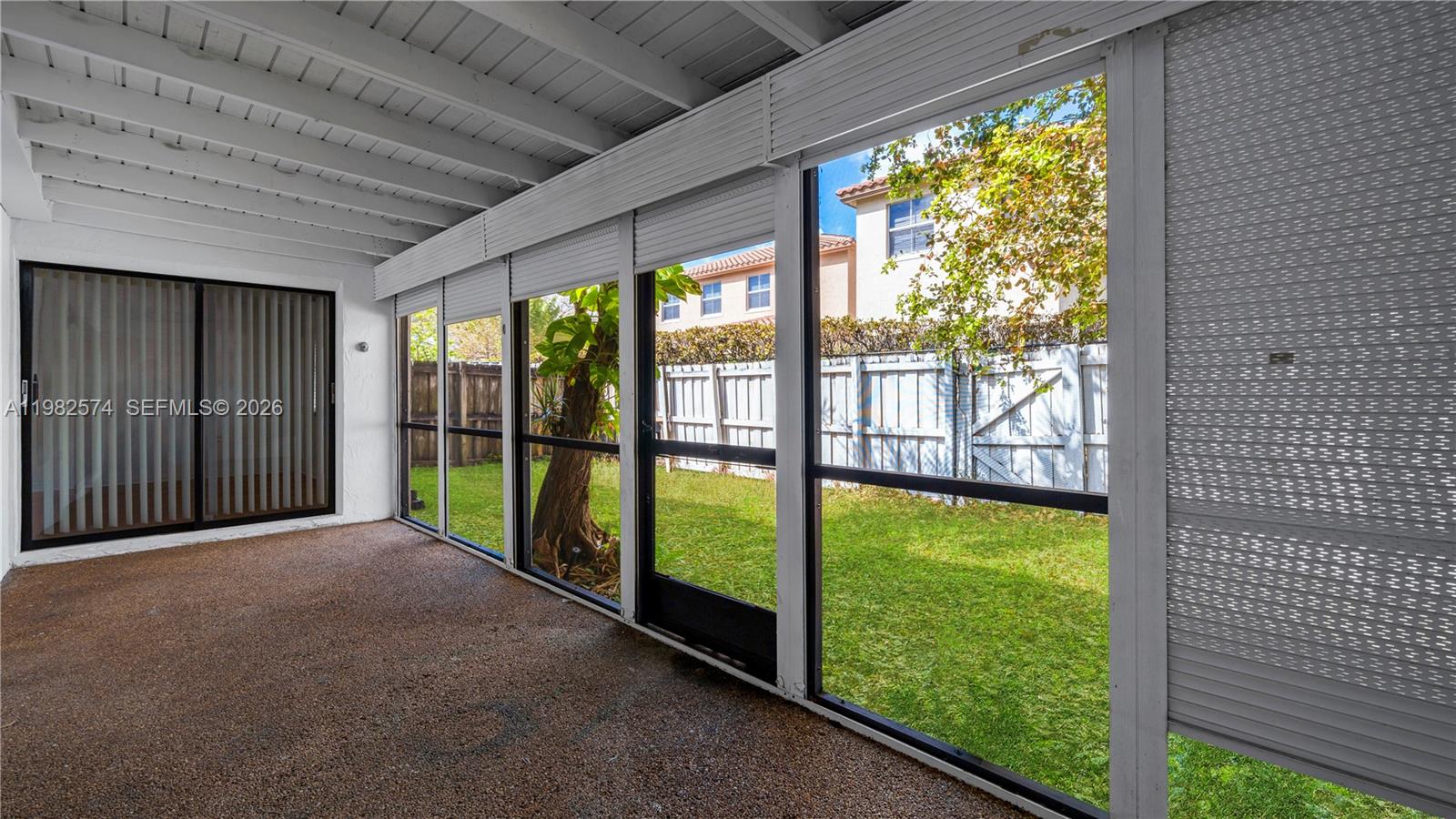 LA PLACIDA VILLAS - Residential Lease