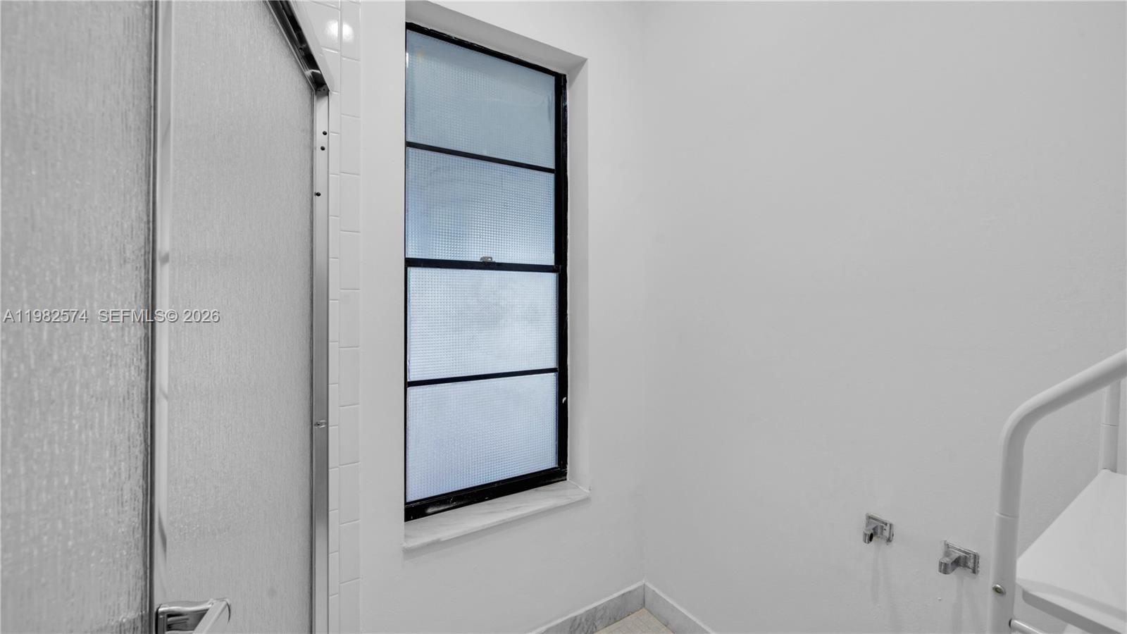 LA PLACIDA VILLAS - Residential Lease