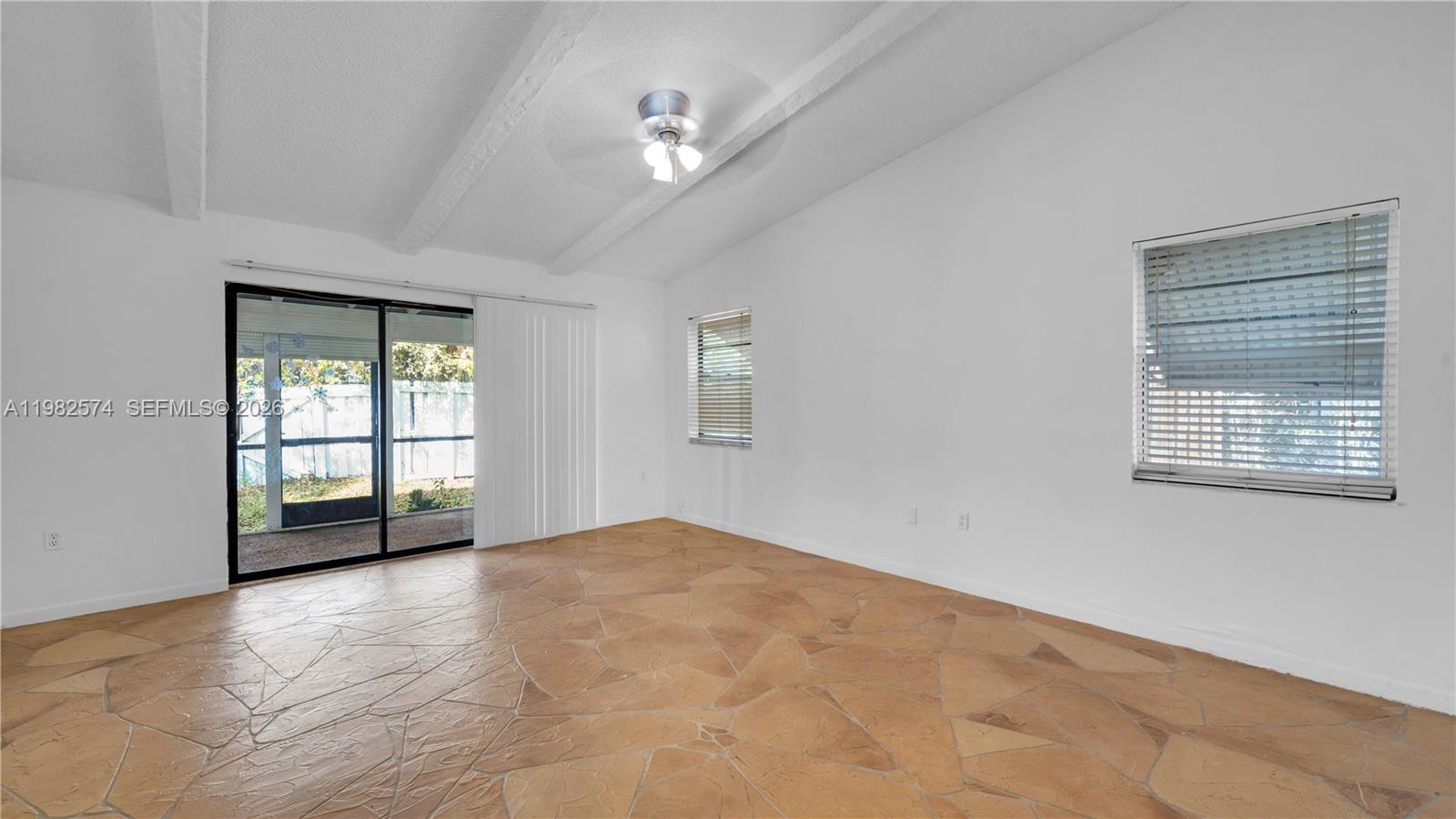 LA PLACIDA VILLAS - Residential Lease