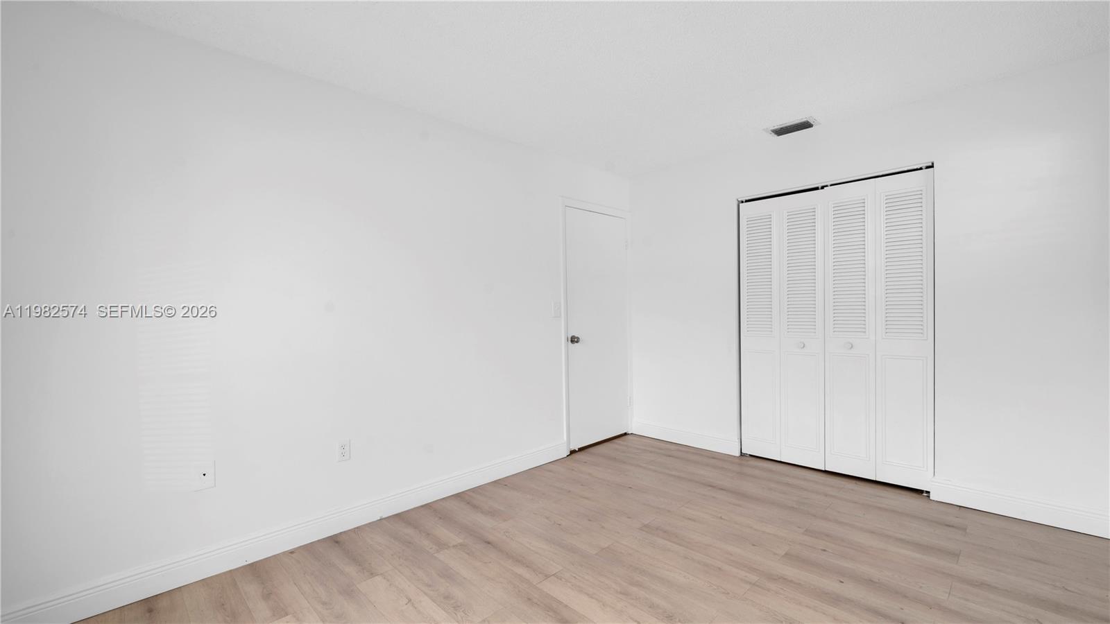 LA PLACIDA VILLAS - Residential Lease