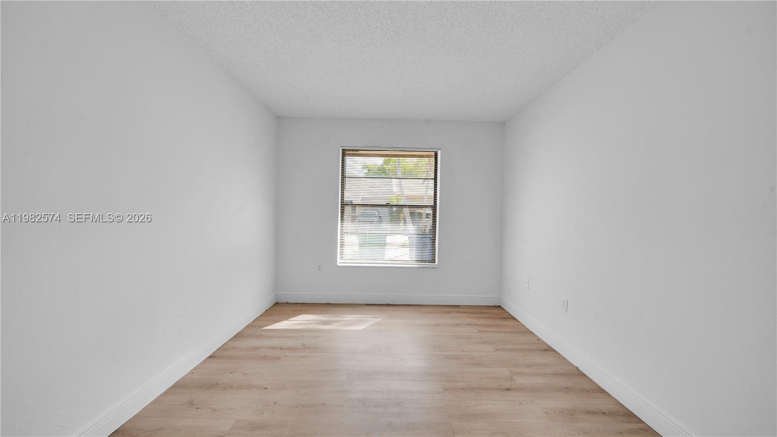 LA PLACIDA VILLAS - Residential Lease