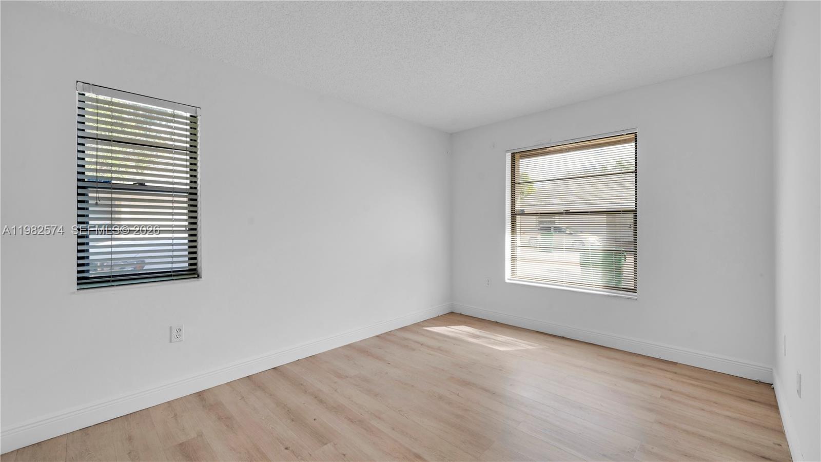 LA PLACIDA VILLAS - Residential Lease