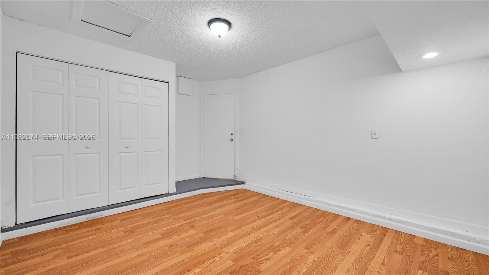 LA PLACIDA VILLAS - Residential Lease