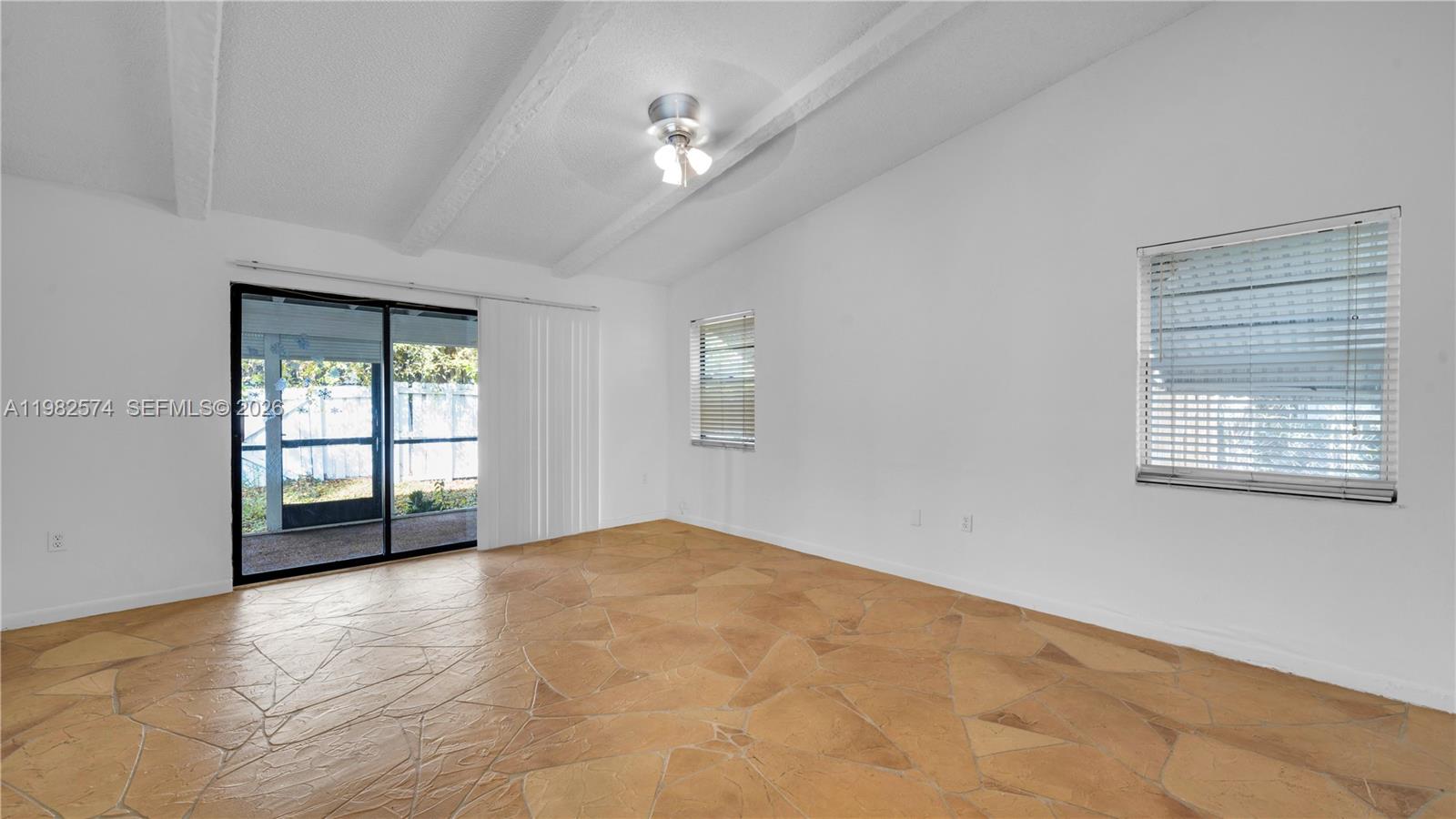 LA PLACIDA VILLAS - Residential Lease