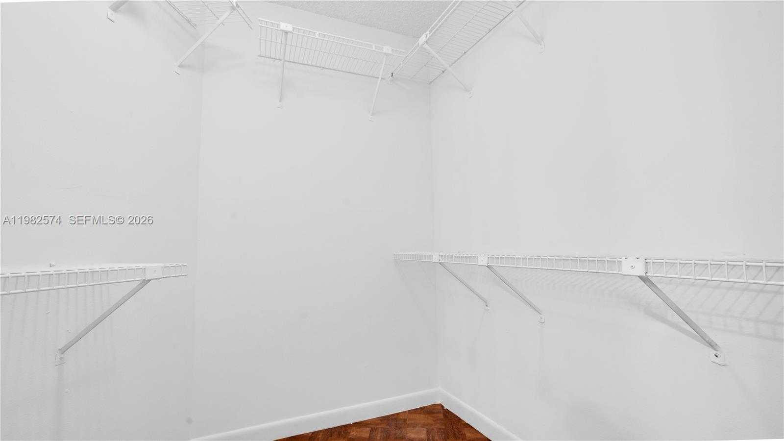 LA PLACIDA VILLAS - Residential Lease