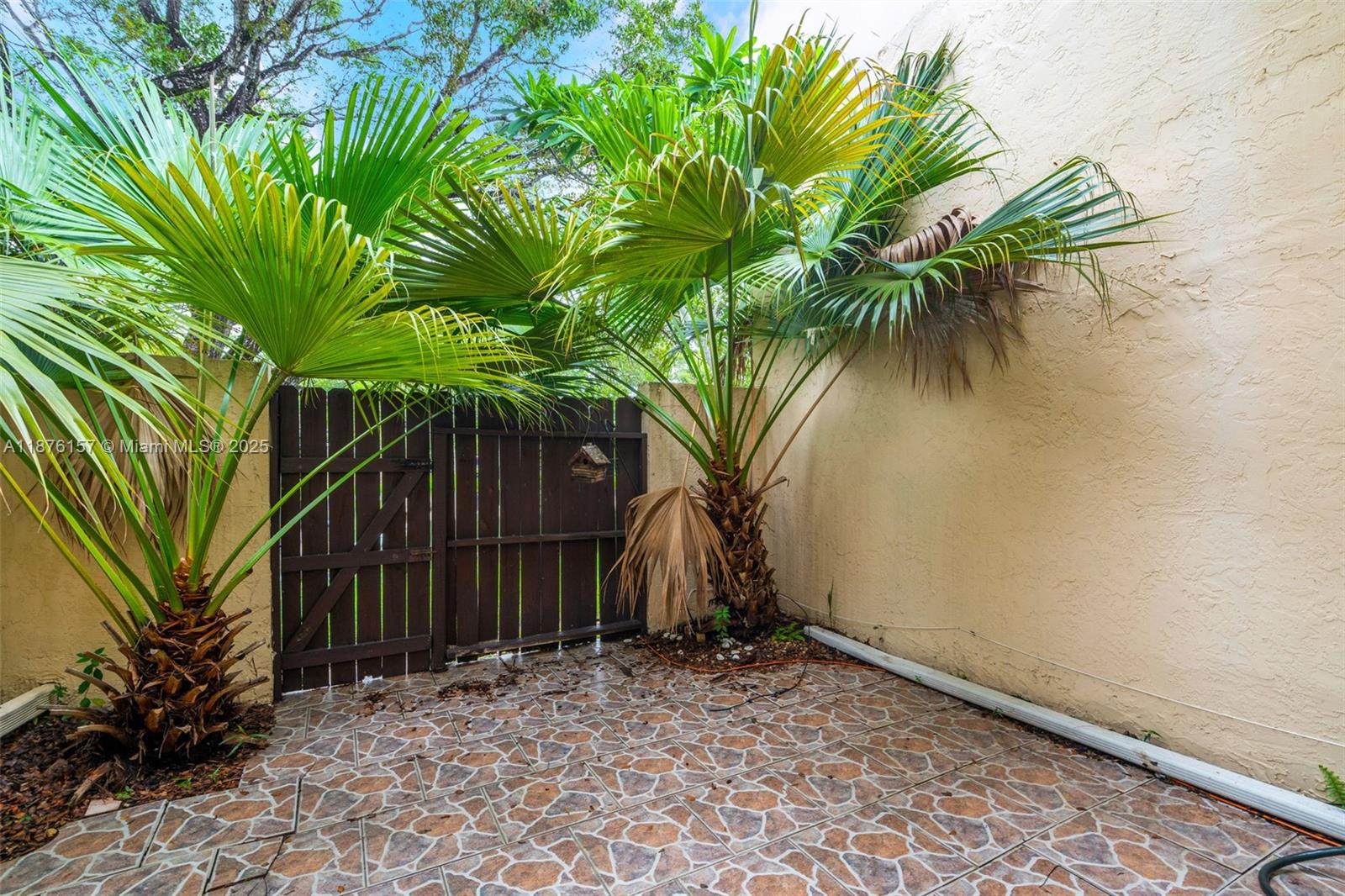 WESTVIEW CONDOMINIUM NO S - Residential