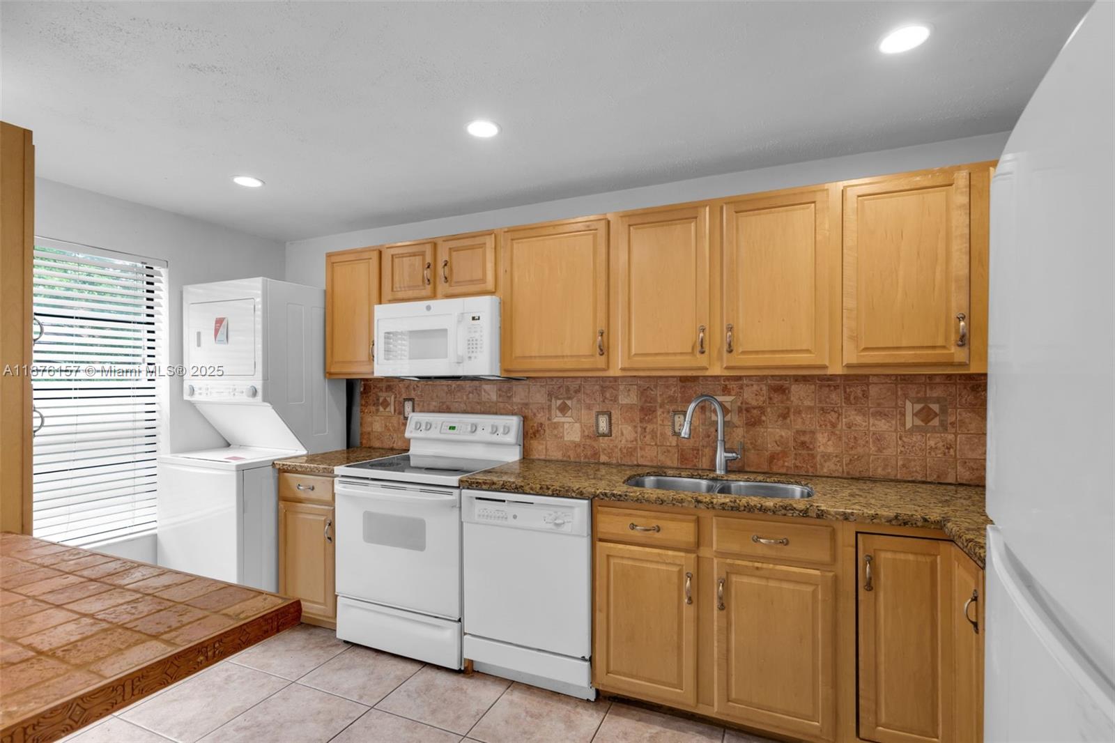 WESTVIEW CONDOMINIUM NO S - Residential