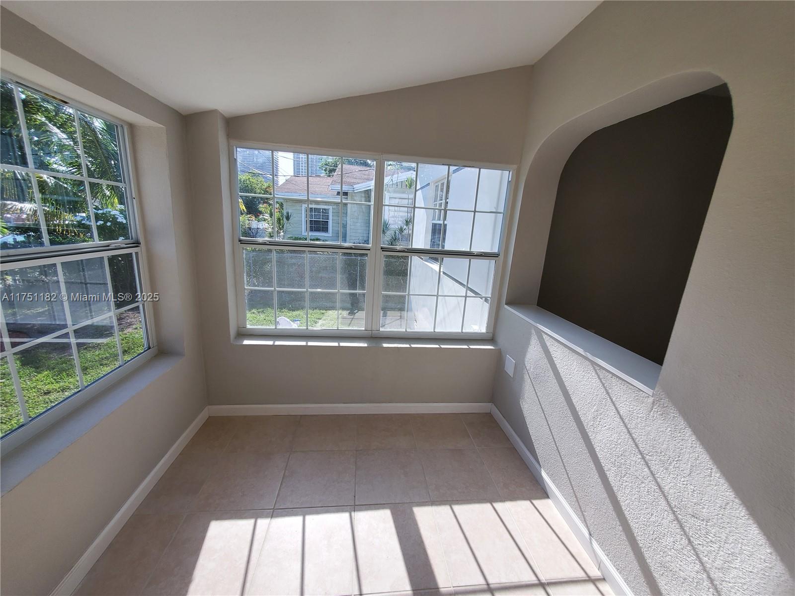 WYND WOOD PARK - Land