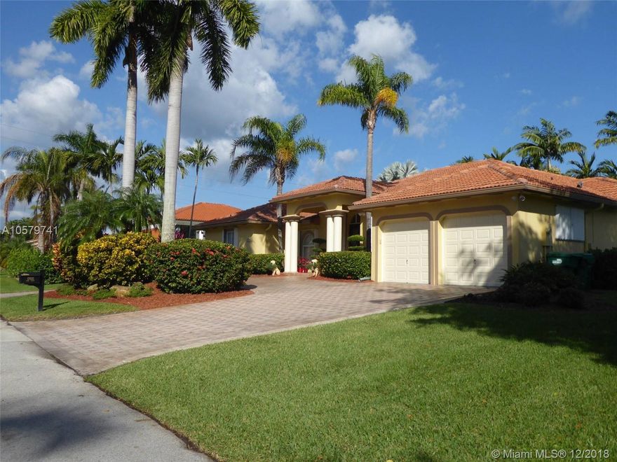 Located on a beautiful no-thru street near Palmer Trinity this home has been lovingly cared for by the original owner.  Built in 2002, home features high ceilings, 4 bedrooms plus a den and 4 baths.  Screened pool and patio area are pristine and offer a welcome retreat. Home is in perfect condition and has a fantastic floor plan. Move in ready for a new family.