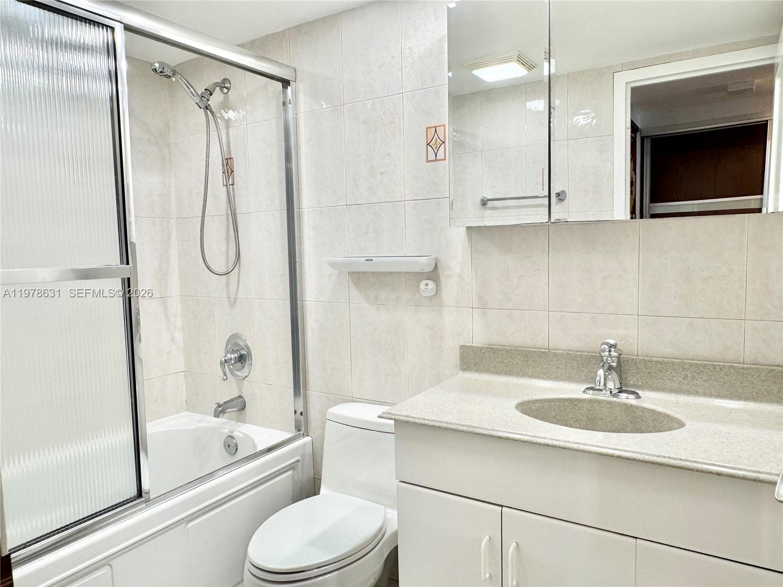 WINSTON TOWERS 100 CONDO - Residential Lease