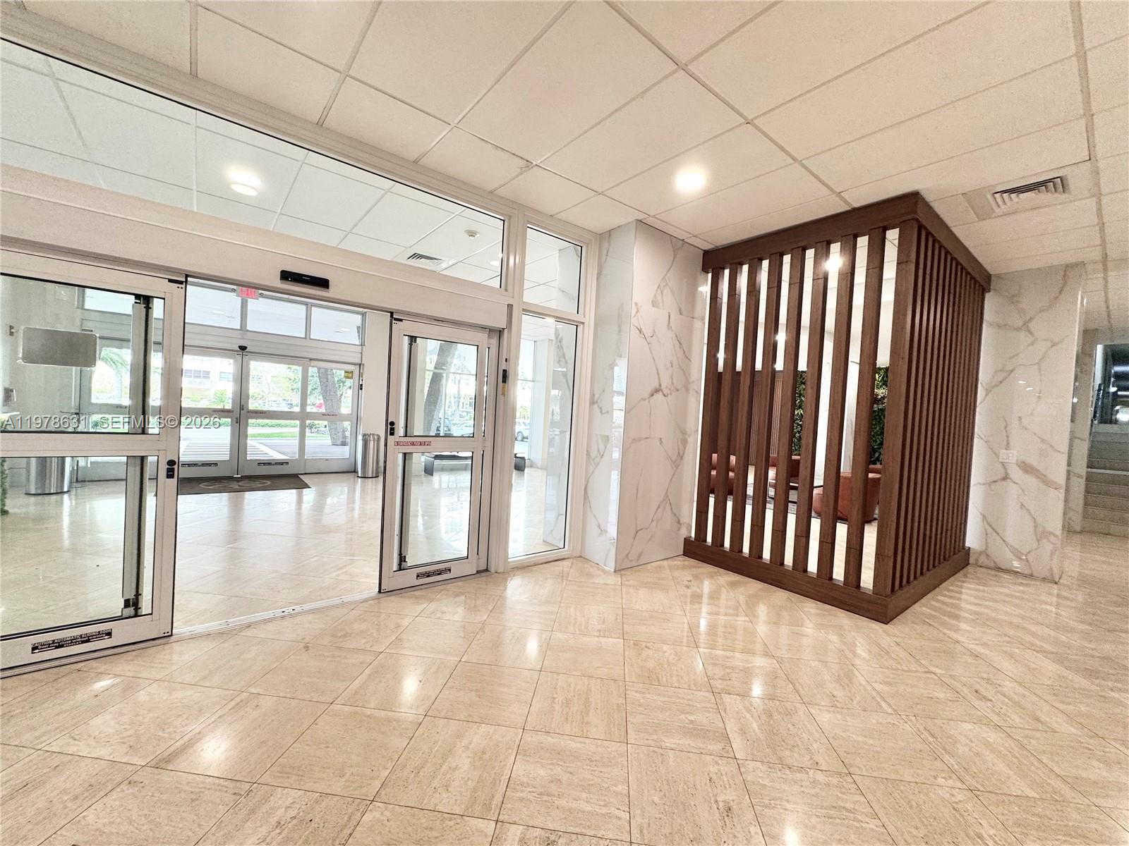 WINSTON TOWERS 100 CONDO - Residential Lease