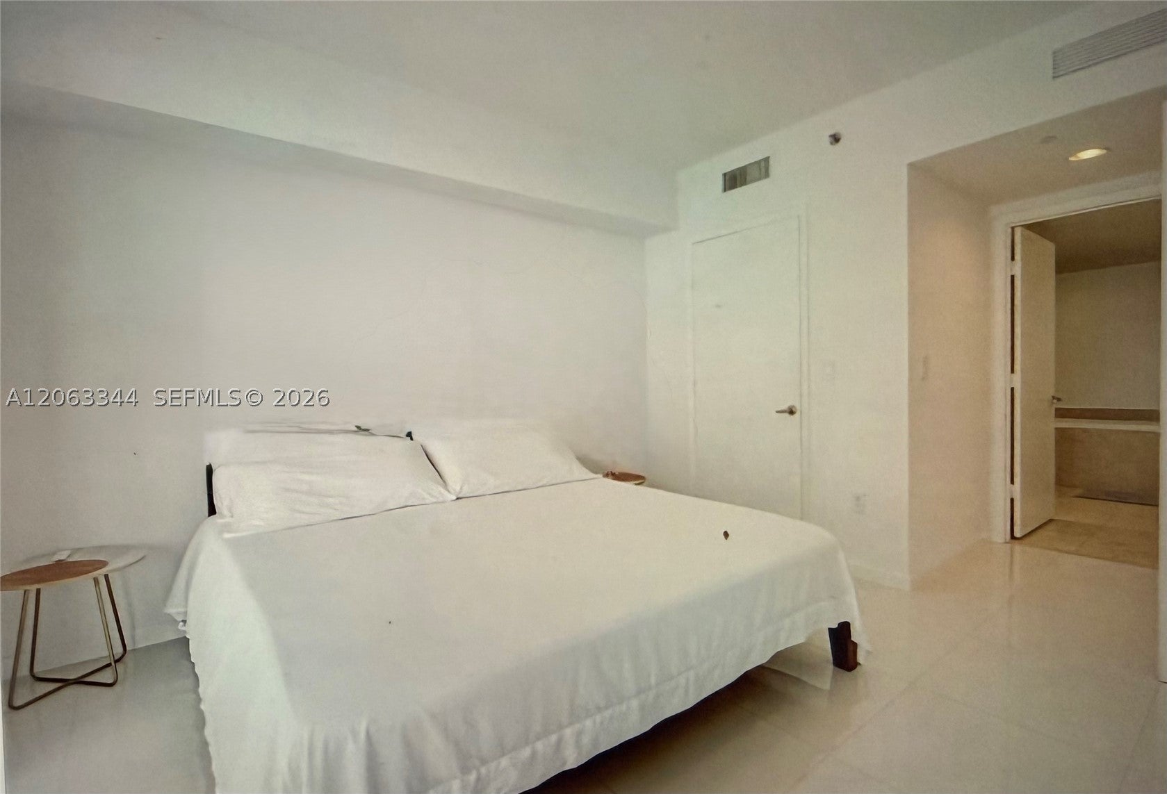 475 BRICKELL AVE 4909