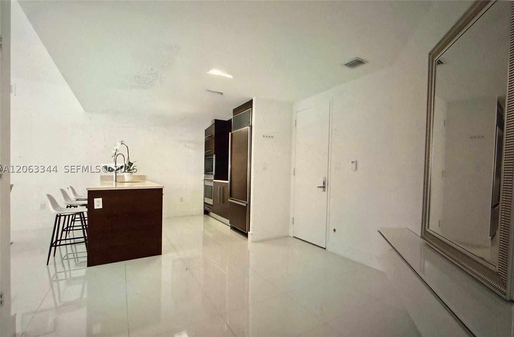 475 BRICKELL AVE 4909