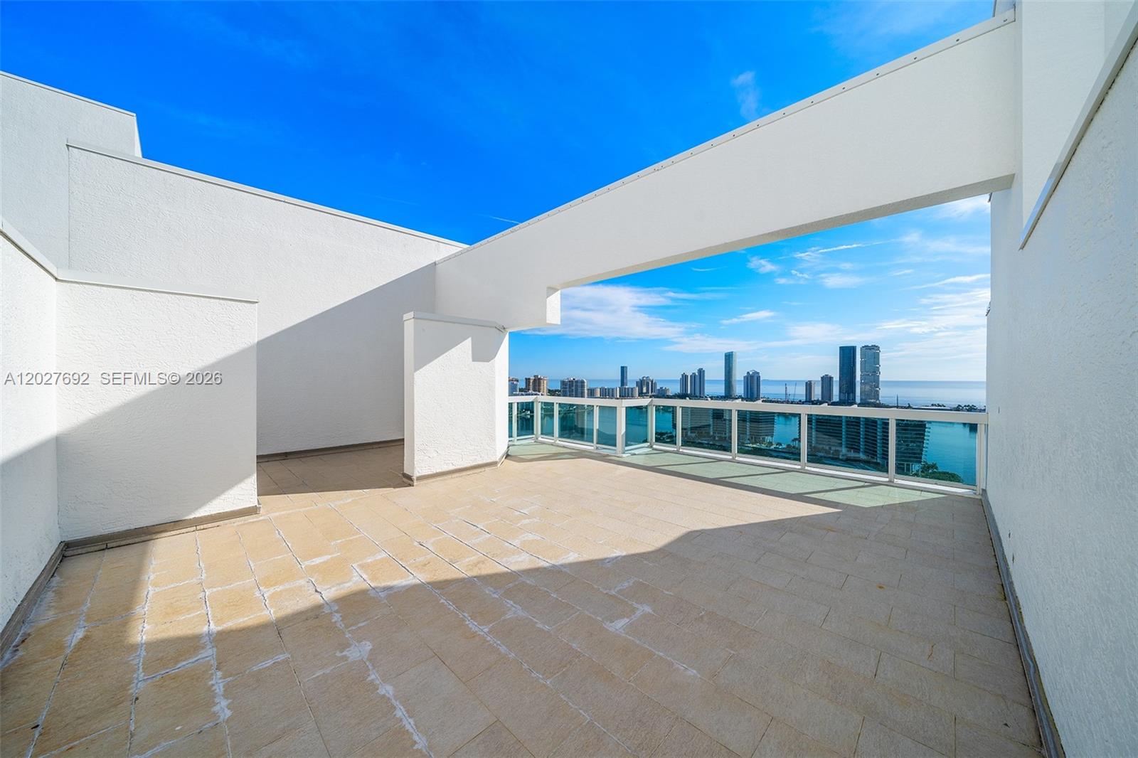 THE PENINSULA CONDO - Residential
