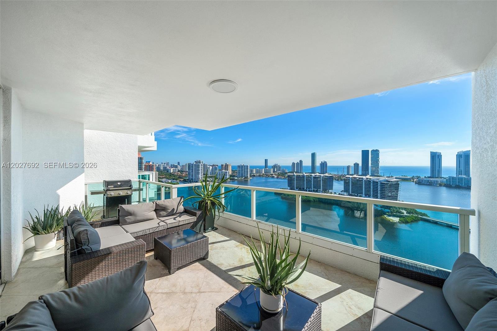THE PENINSULA CONDO - Residential